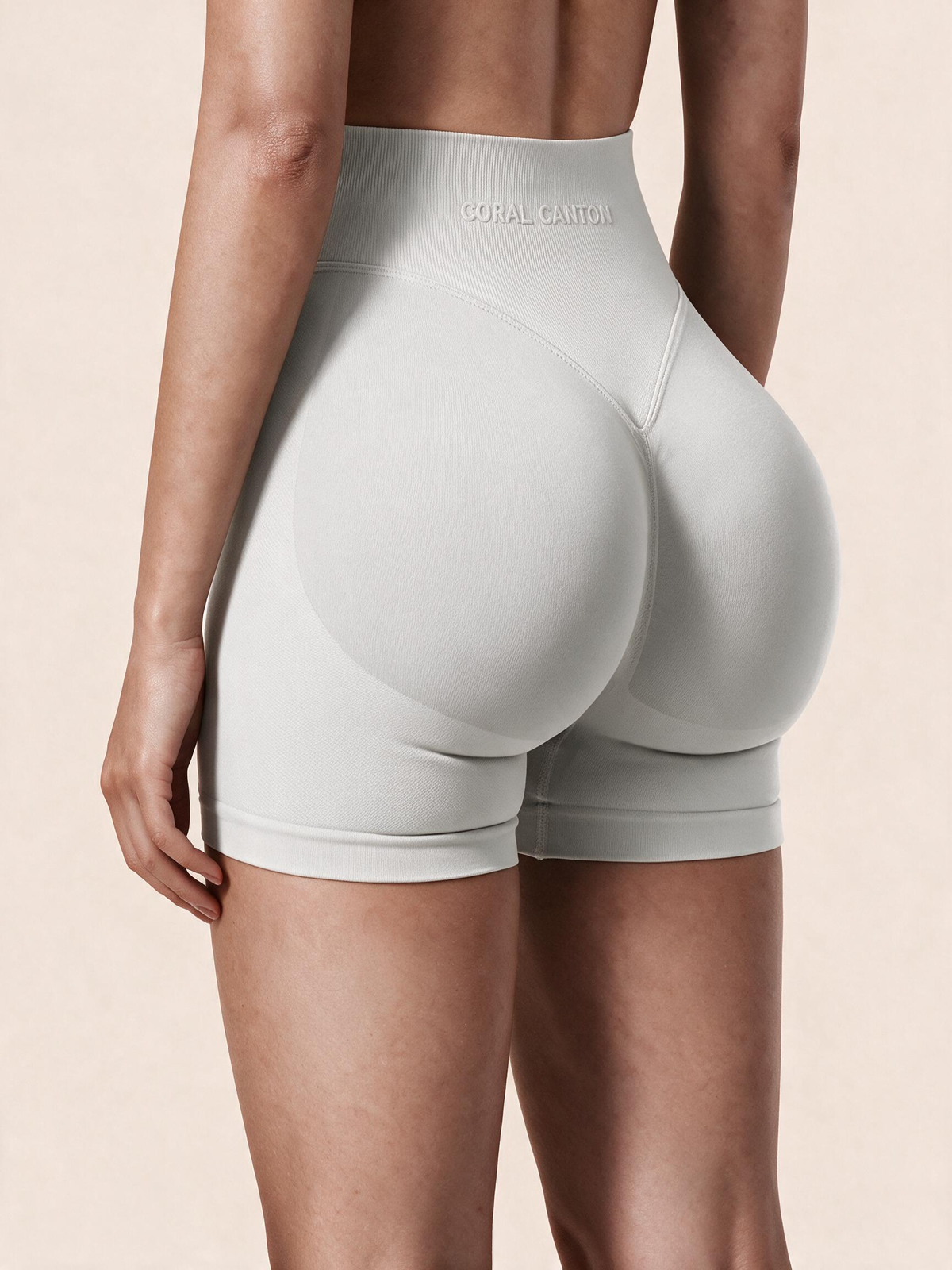 The Forma Seamless High-Waist Sculpt Short